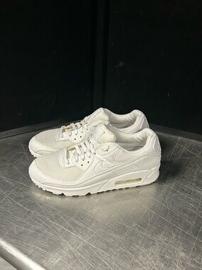 Nike Air Max 90 Size 10 Women